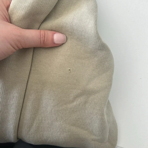 Zara Sweater - Picture 4 of 4